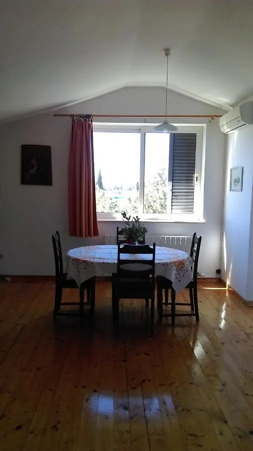 Apartment Elinor 2 Rovigno
